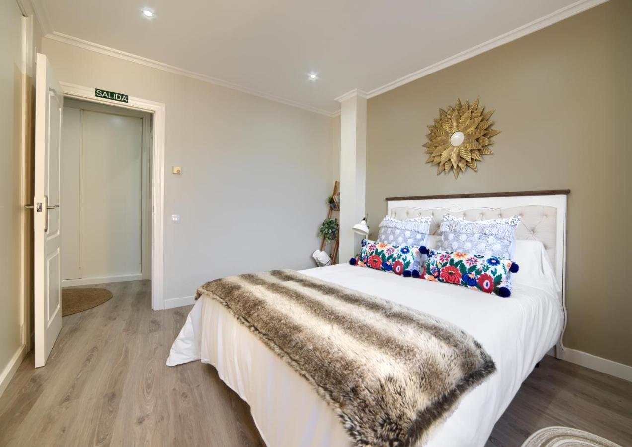 Apartamentos4U Tudela Centro - Parking Incluido Εξωτερικό φωτογραφία
